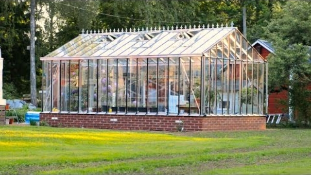 building a greenhouse